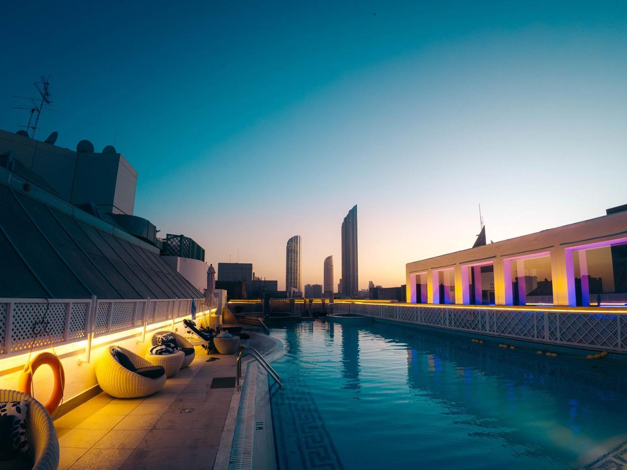 Hotel Millennium Downtown Abu Dhabi Exterior foto